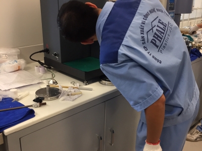 Handing over the MFI 452 flow index meter to Crystal Plastic Company
